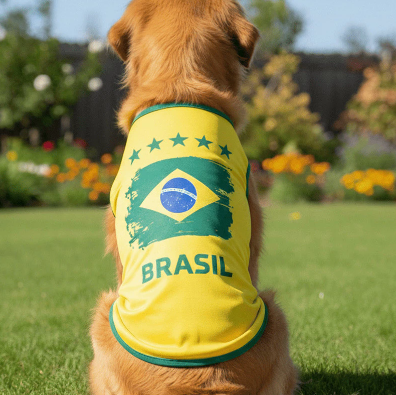 Camiseta Regata Pet Brasil Futebol – Azul e Amarela – Roupa para Cachorro e Gato – Time Copa – Confortável